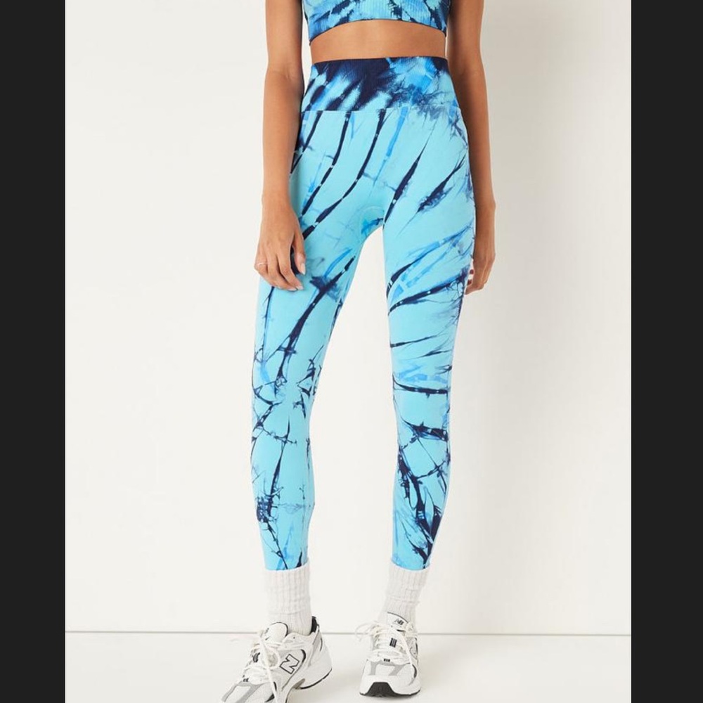 PINK Victoria’s Secret | Seamless Tie-Dye Leggings